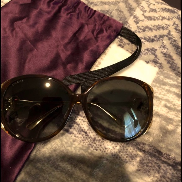 GUCCI SUNGLASSES COLOR BROWN